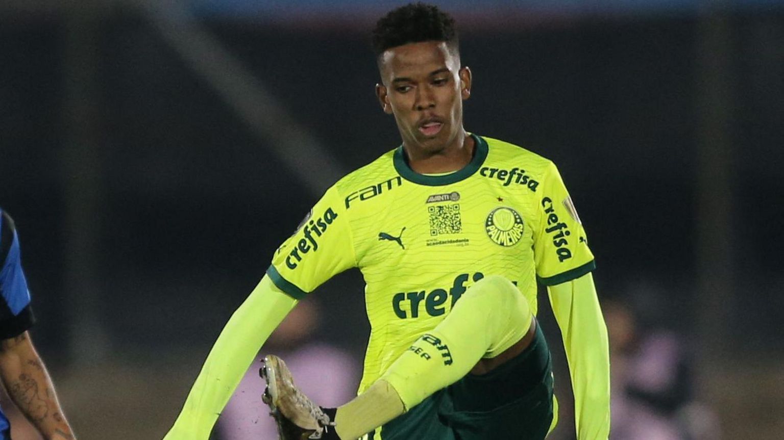 Chelsea to Sign 17-Year-Old Palmeiras Star Estevao for £29m